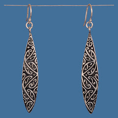 Maori design earrings . SBE006